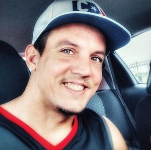 Meet your Posher, Manuel alejandro